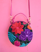 Load image into Gallery viewer, button bag